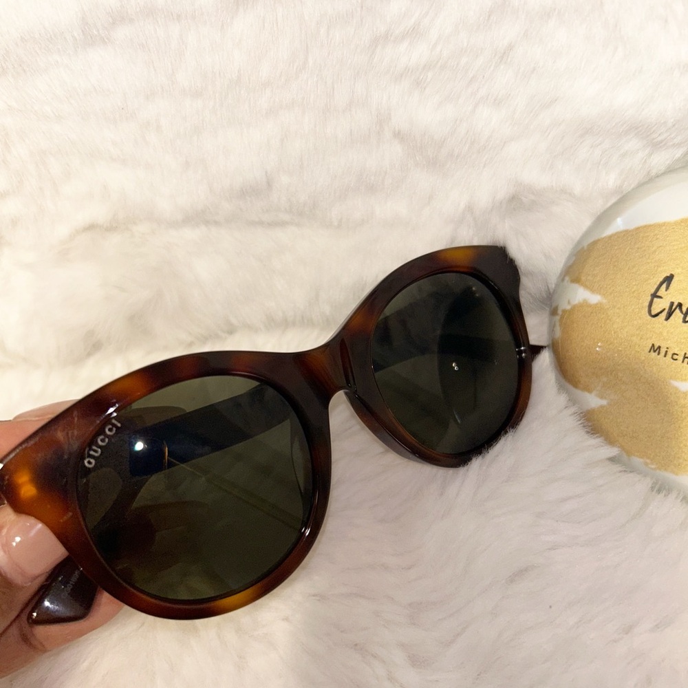 Gucci Tortoiseshell‎ Round Sunglasses